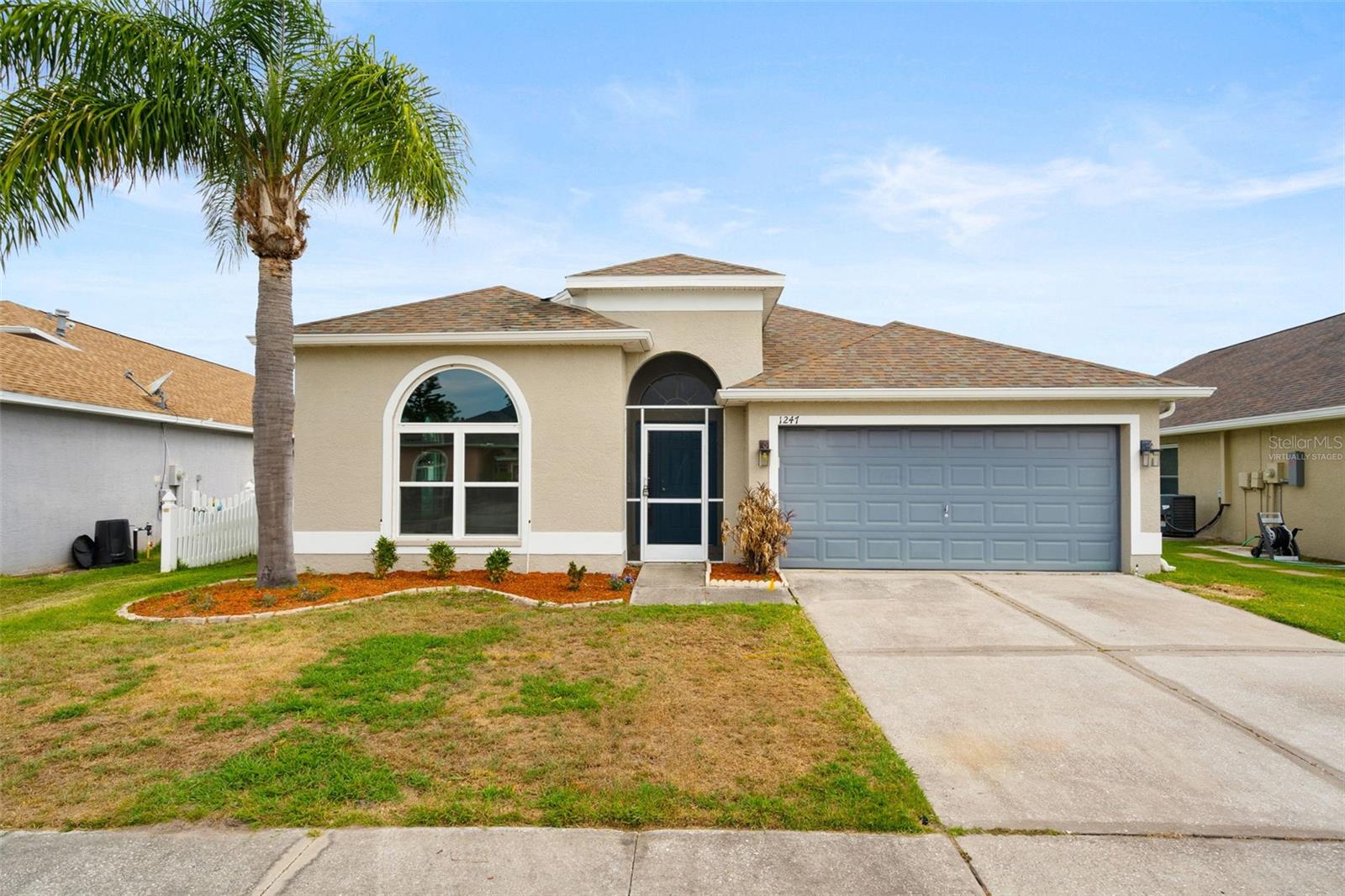 Single Family Residence em BRANDON, FL - Daniel Dourado