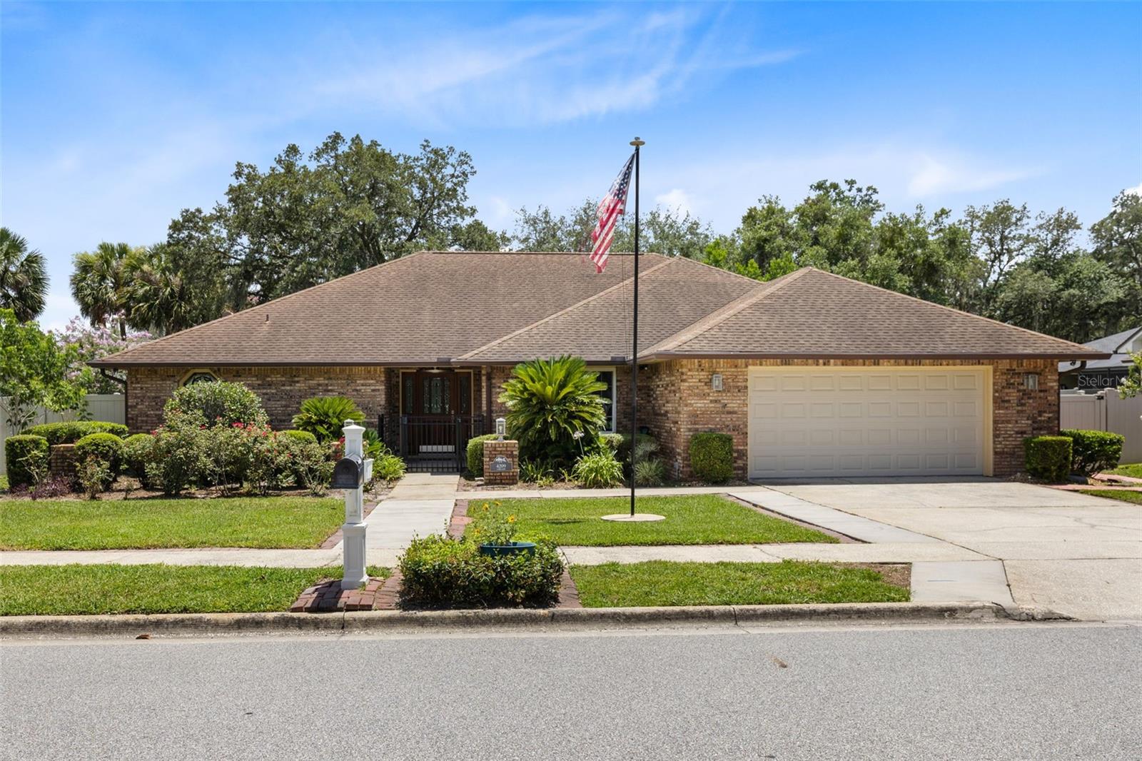 Single Family Residence em WINTER SPRINGS, FL - Daniel Dourado