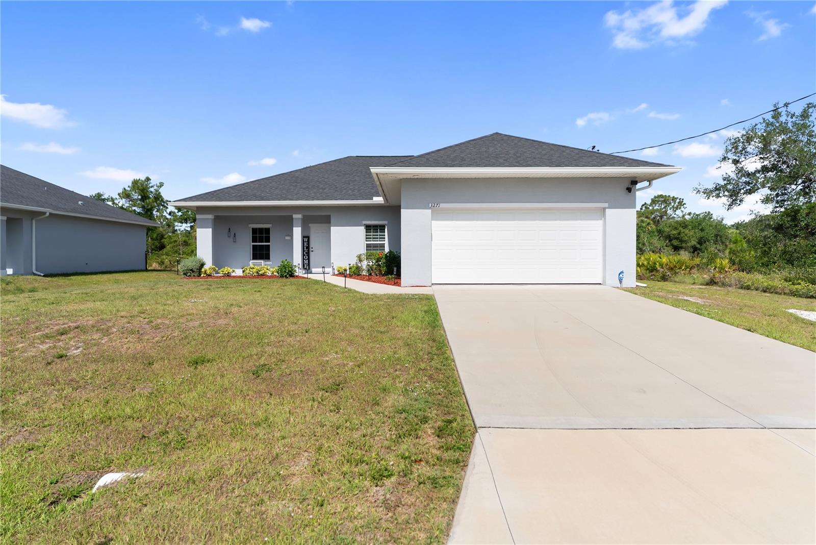Single Family Residence in PORT CHARLOTTE, FL - Daniel Dourado
