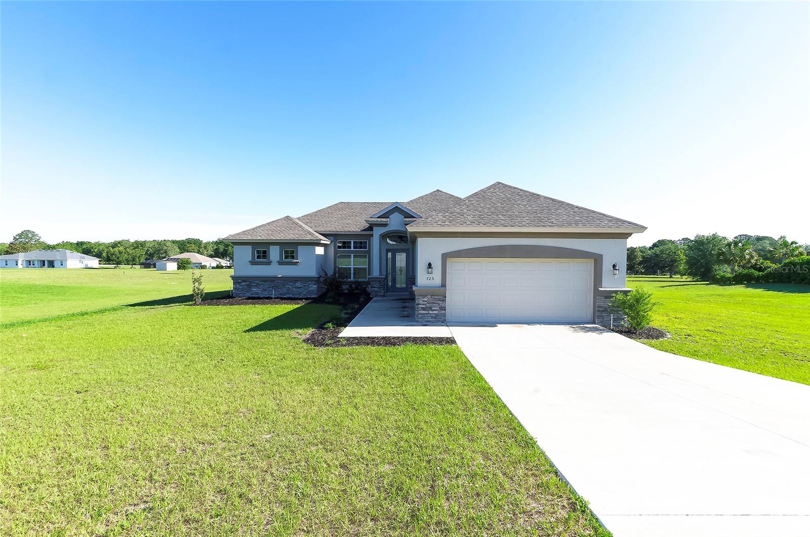 Single Family Residence in HERNANDO, FL - Daniel Dourado