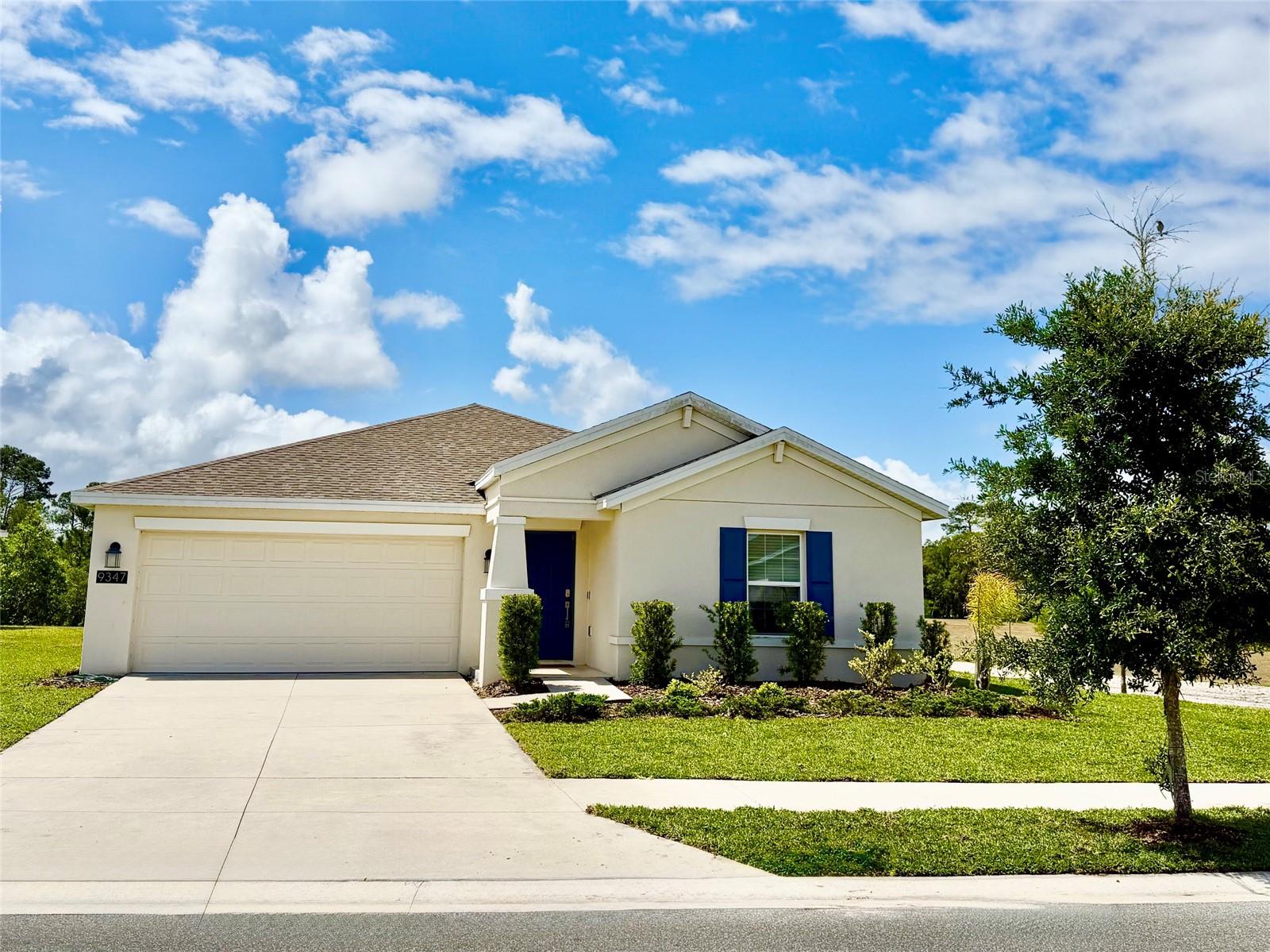 Single Family Residence in LEESBURG, FL - Daniel Dourado
