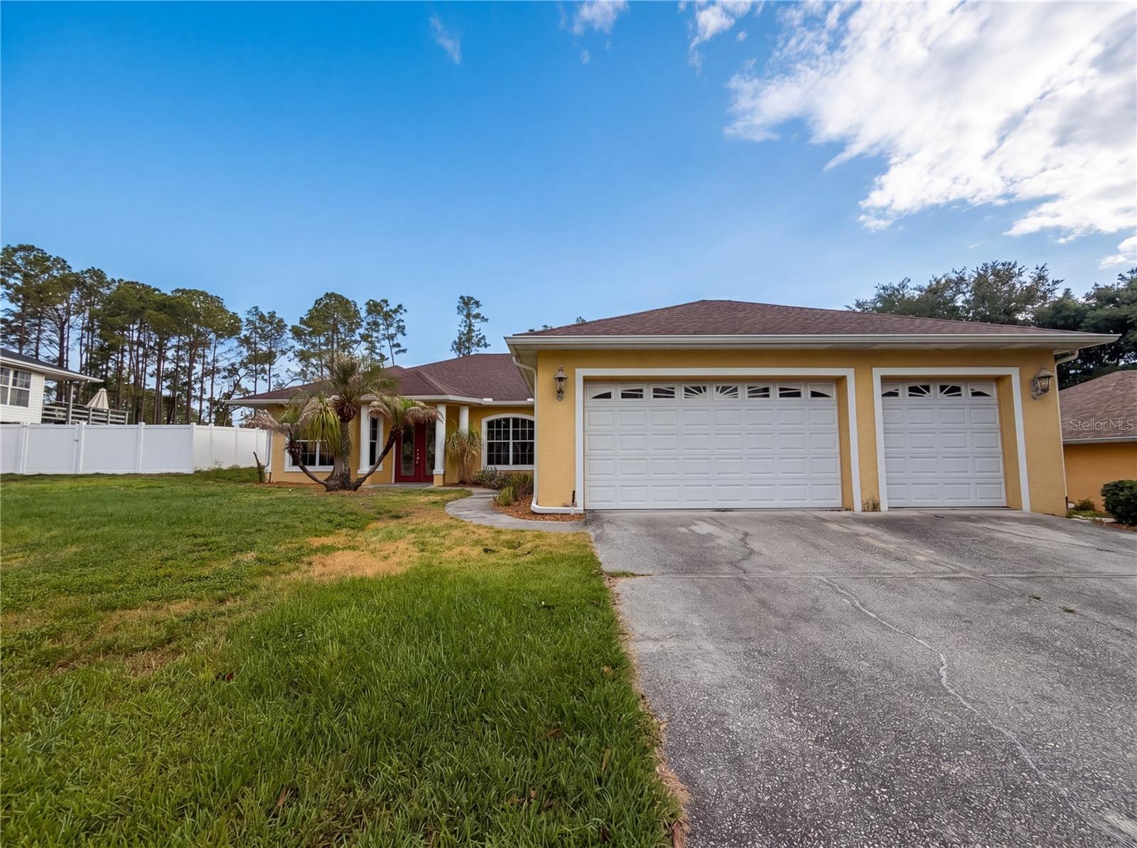 Single Family Residence em CLERMONT, FL - Daniel Dourado