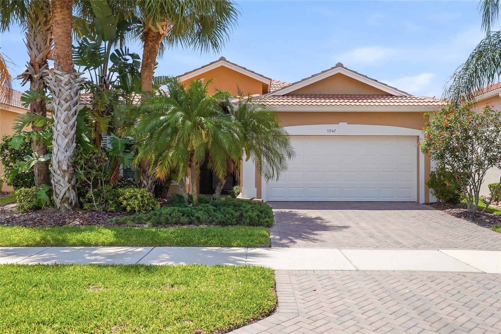 Single Family Residence em WIMAUMA, FL - Daniel Dourado