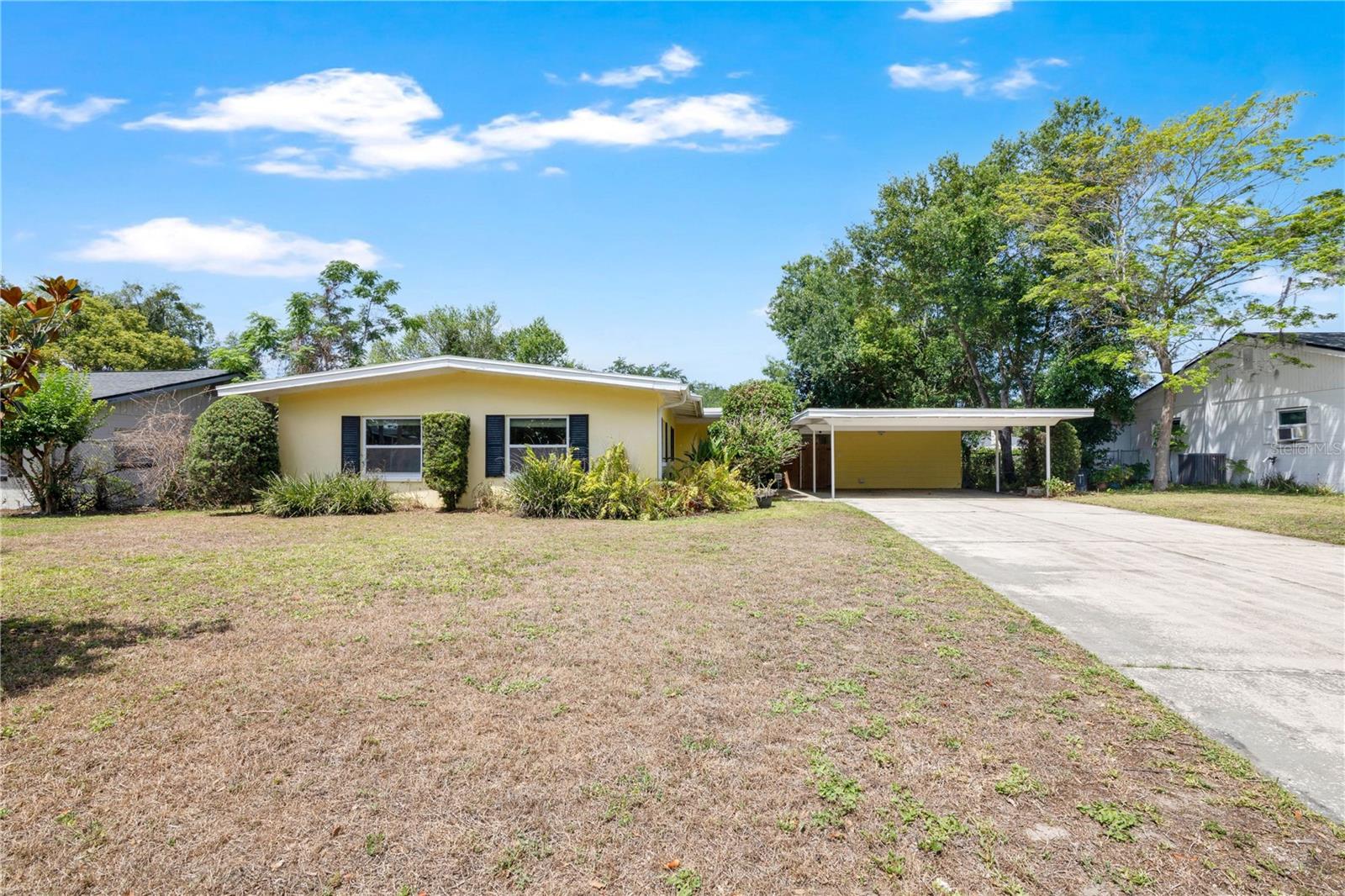 Single Family Residence em BELLE ISLE, FL - Daniel Dourado