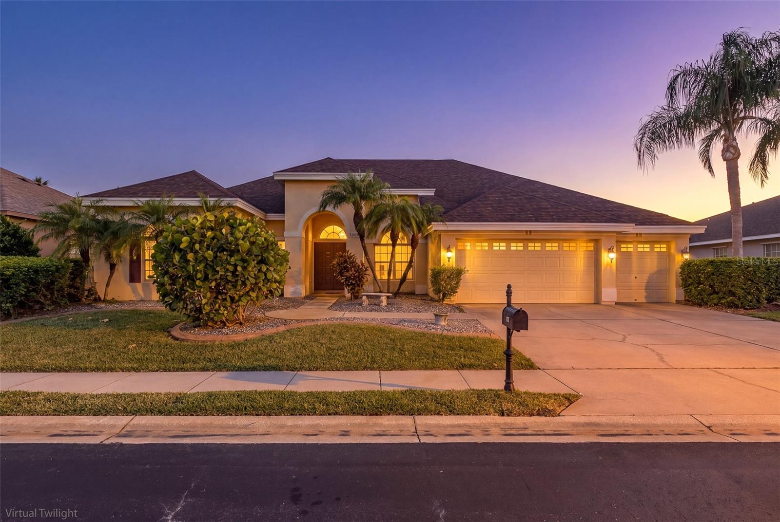 Single Family Residence in TRINITY, FL - Daniel Dourado