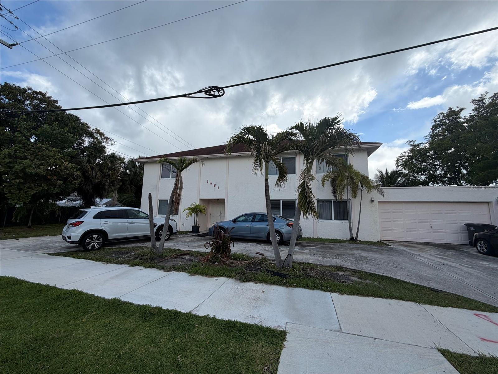 Single Family Residence em WEST PALM BEACH, FL - Daniel Dourado