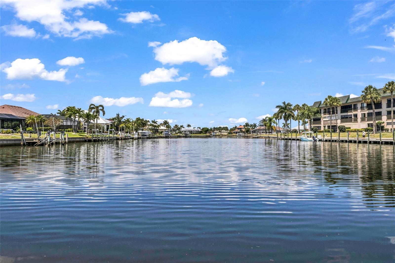 Single Family Residence in PUNTA GORDA, FL - Daniel Dourado