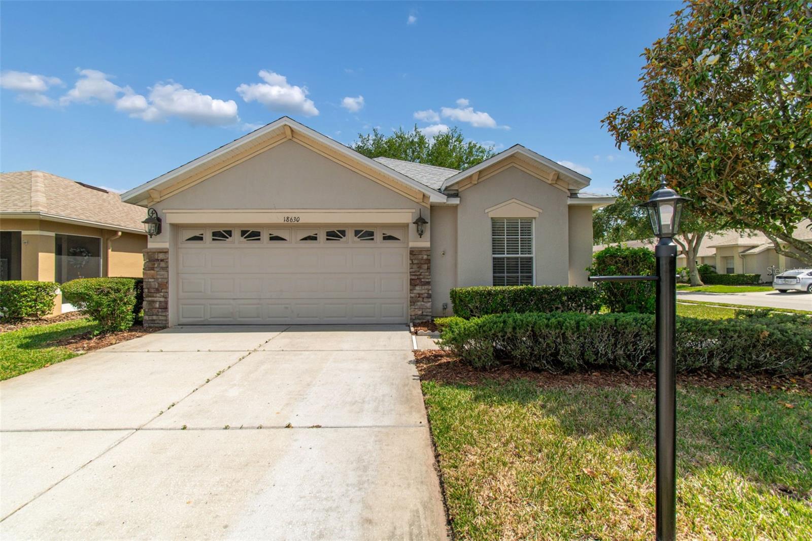 Single Family Residence in HUDSON, FL - Daniel Dourado