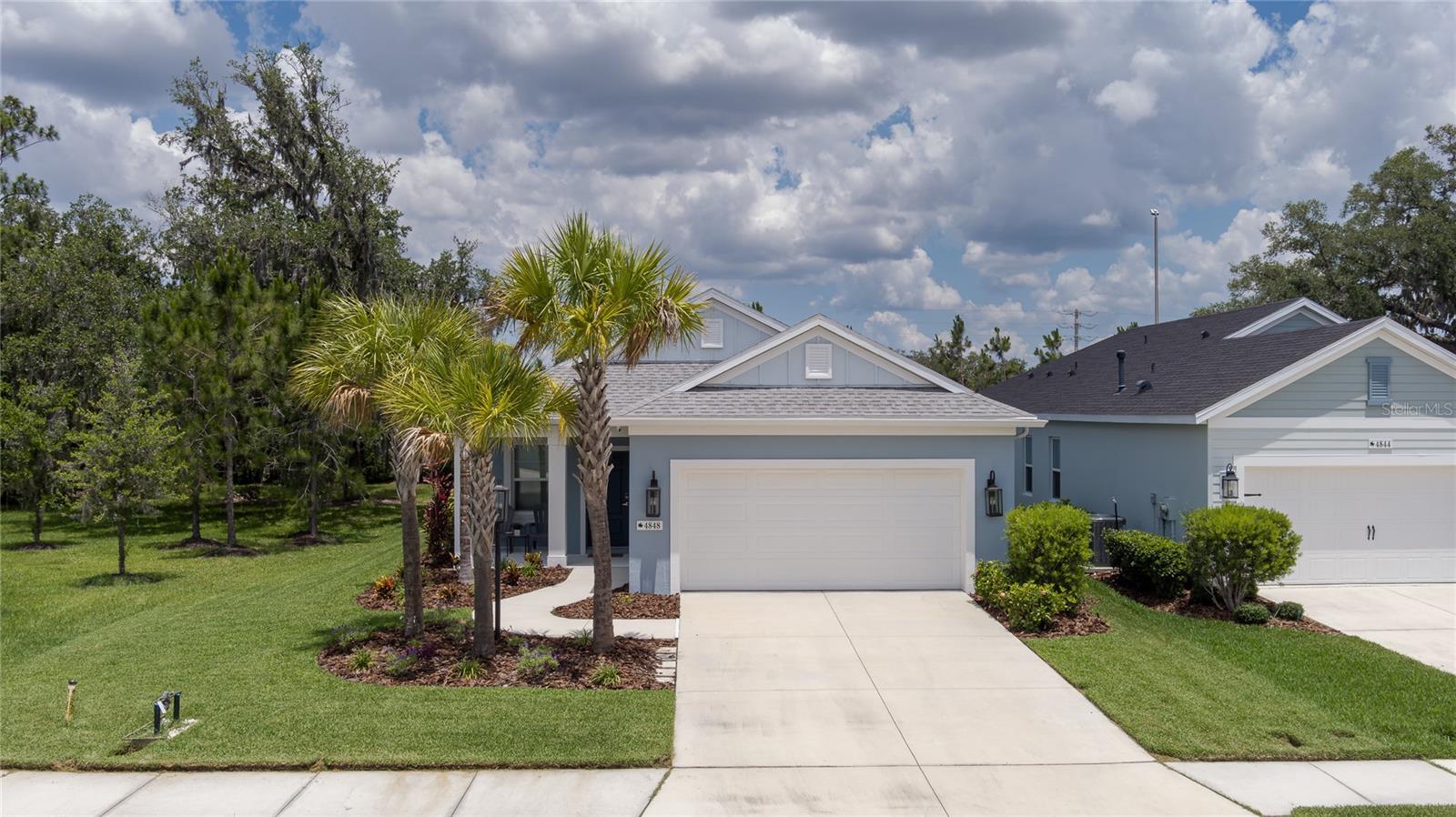 Single Family Residence in PARRISH, FL - Daniel Dourado