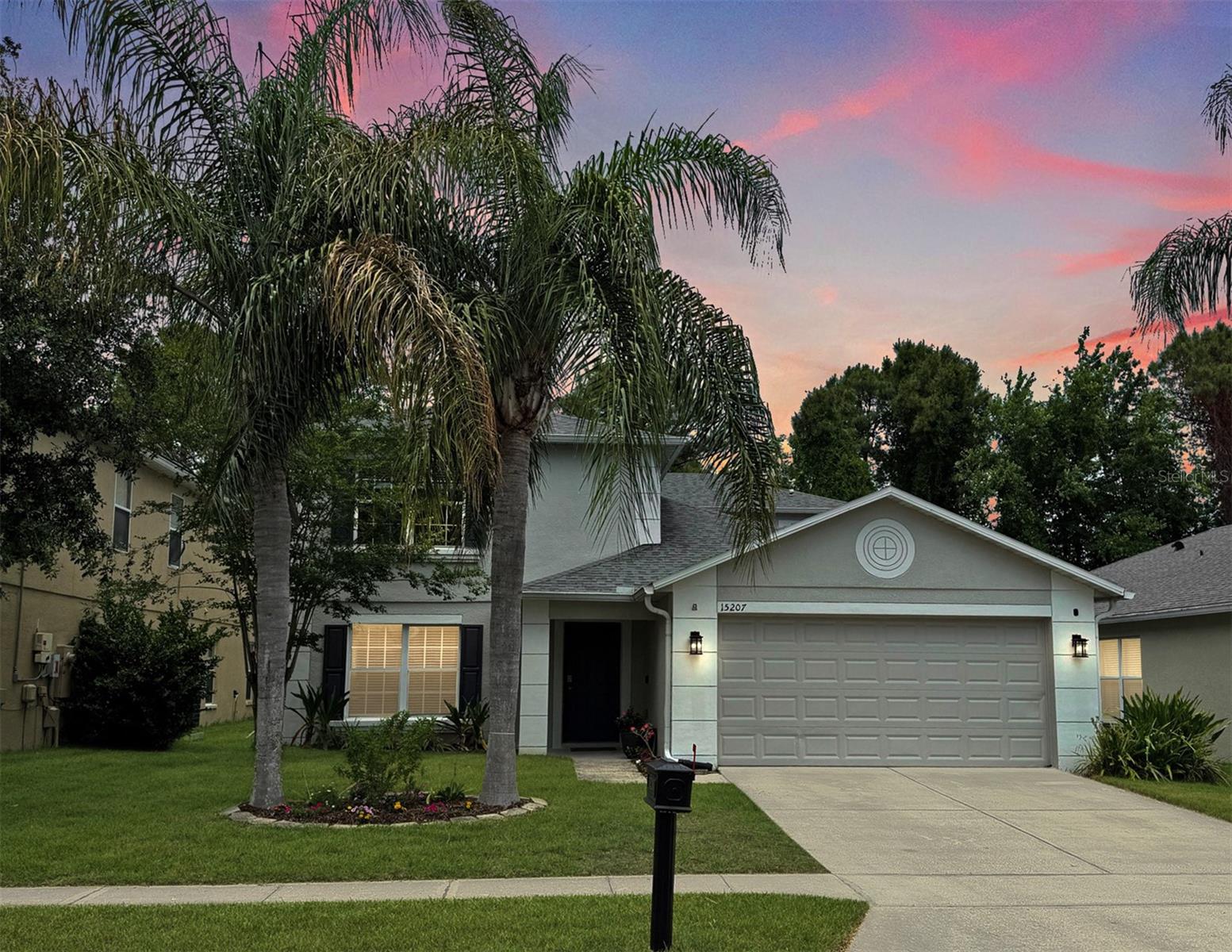 Single Family Residence in ORLANDO, FL - Daniel Dourado