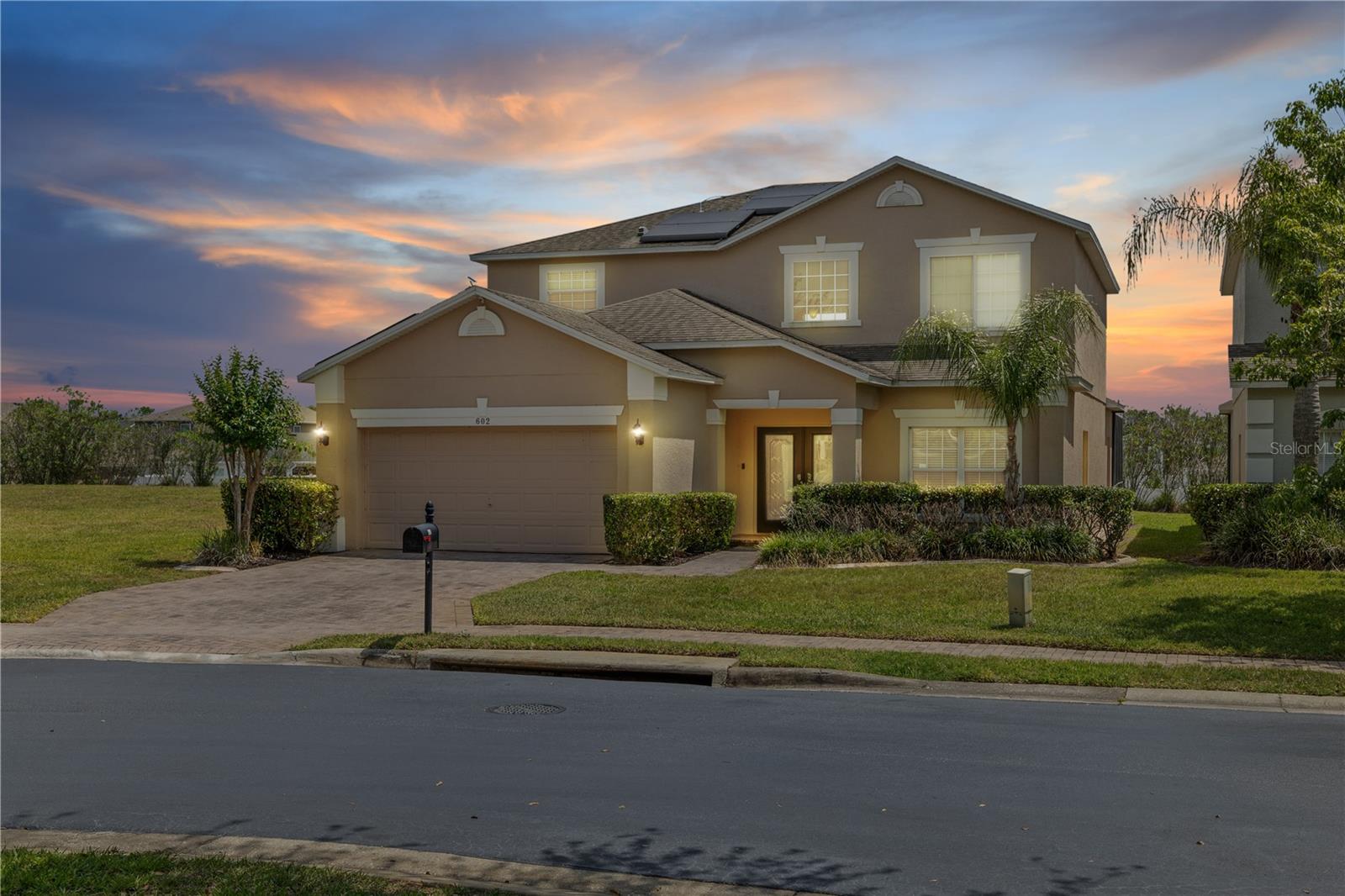 Single Family Residence in DAVENPORT, FL - Daniel Dourado