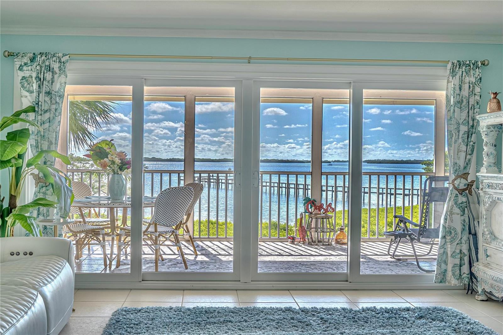 Condominium em HOLMES BEACH, FL - Daniel Dourado