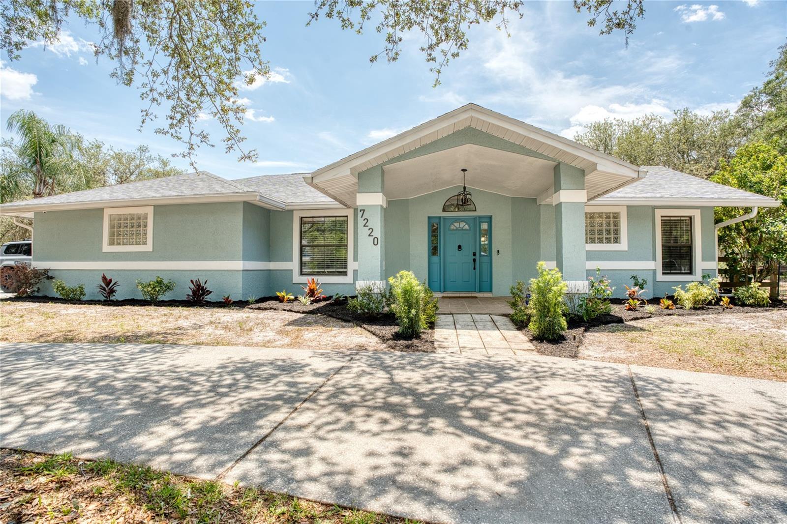 Single Family Residence in ST CLOUD, FL - Daniel Dourado