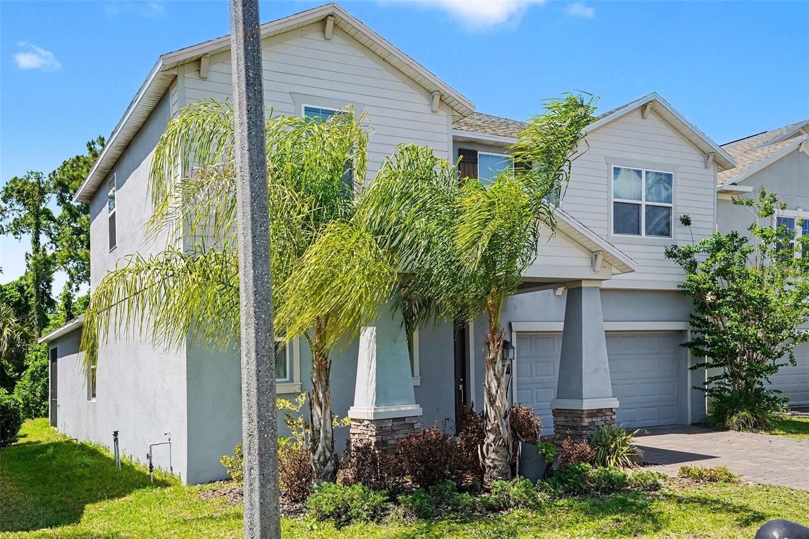 Single Family Residence in DAVENPORT, FL - Daniel Dourado