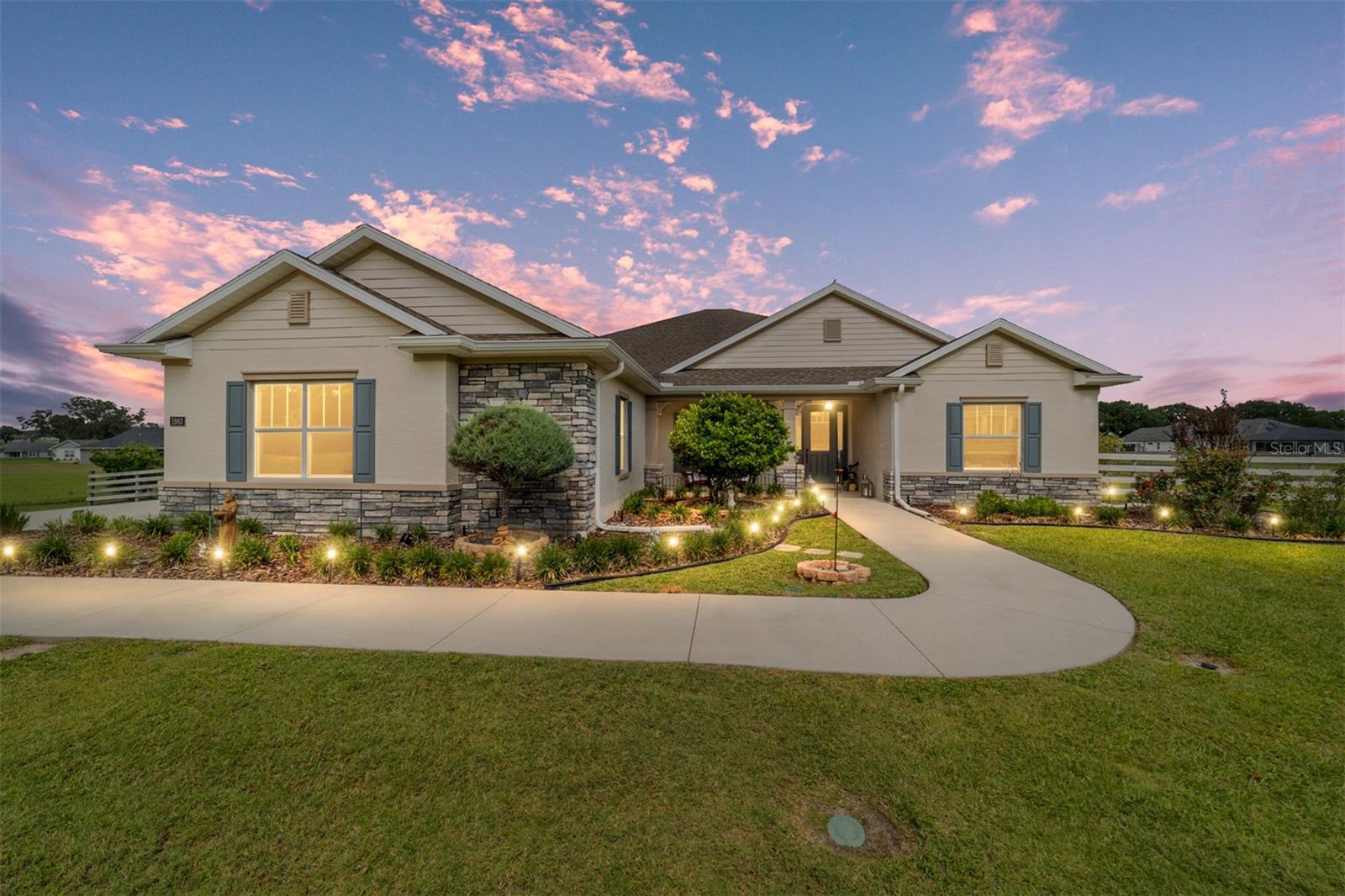 Single Family Residence in OCALA, FL - Daniel Dourado