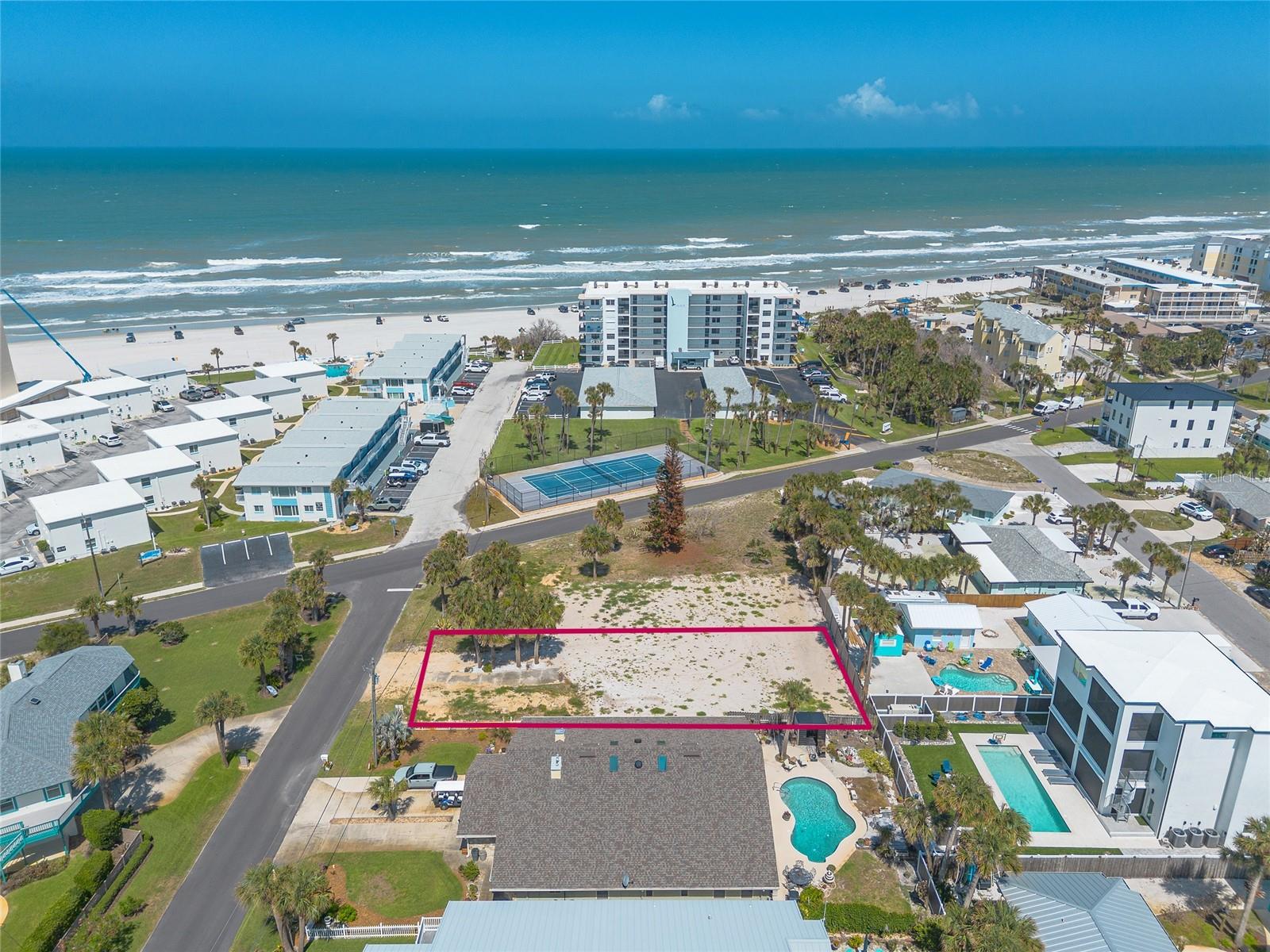  in NEW SMYRNA BEACH, FL - Daniel Dourado