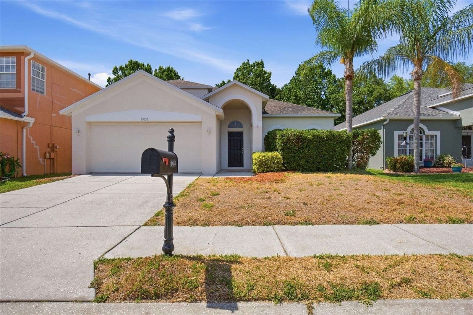 Single Family Residence in TRINITY, FL - Daniel Dourado