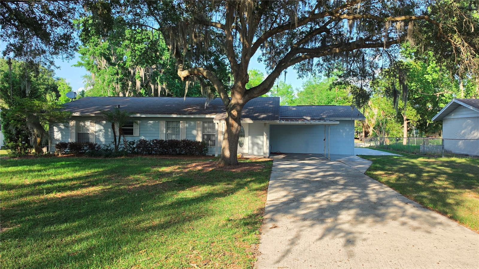Single Family Residence in WINDERMERE, FL - Daniel Dourado