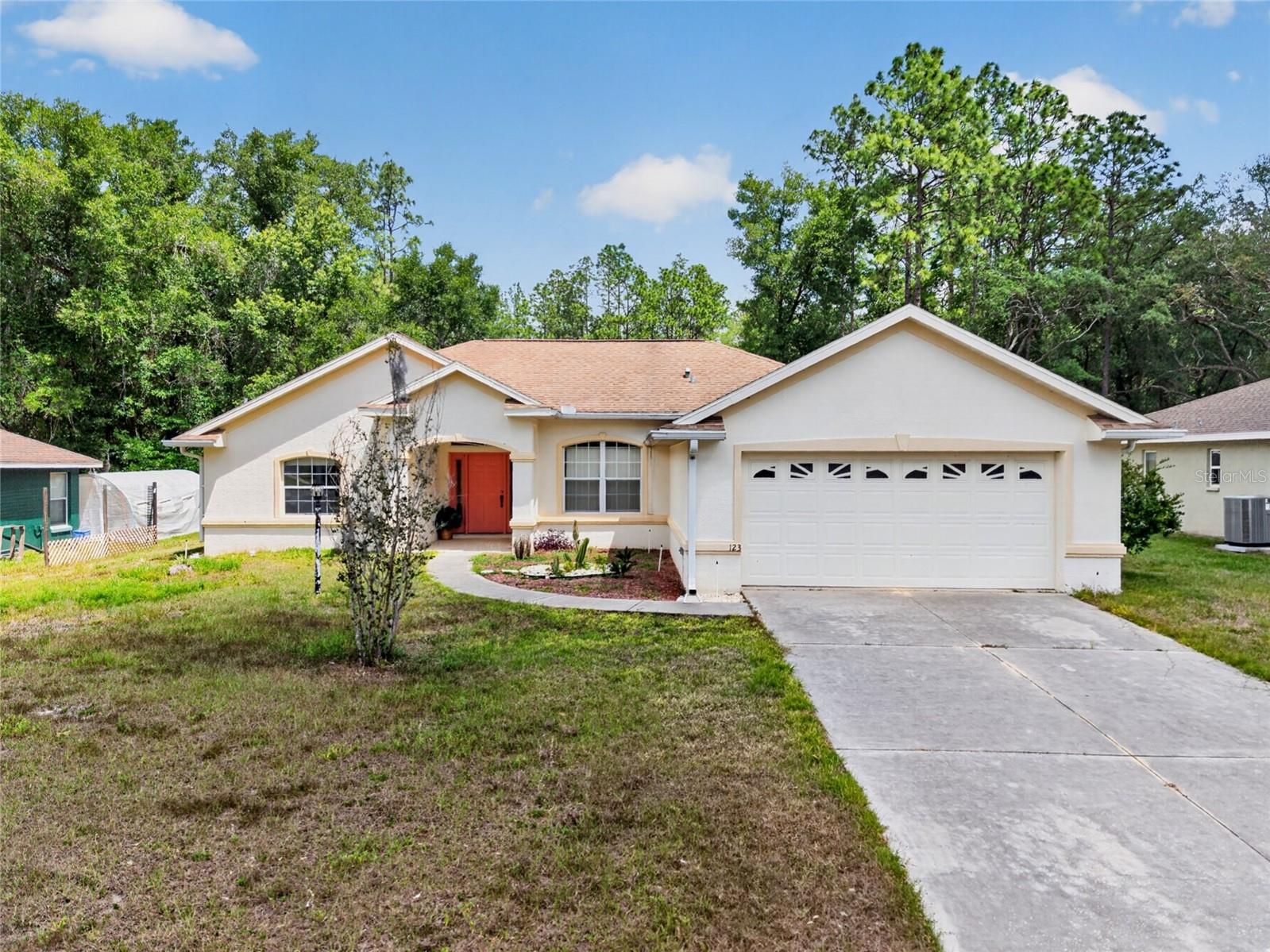 Single Family Residence in CITRUS SPRINGS, FL - Daniel Dourado