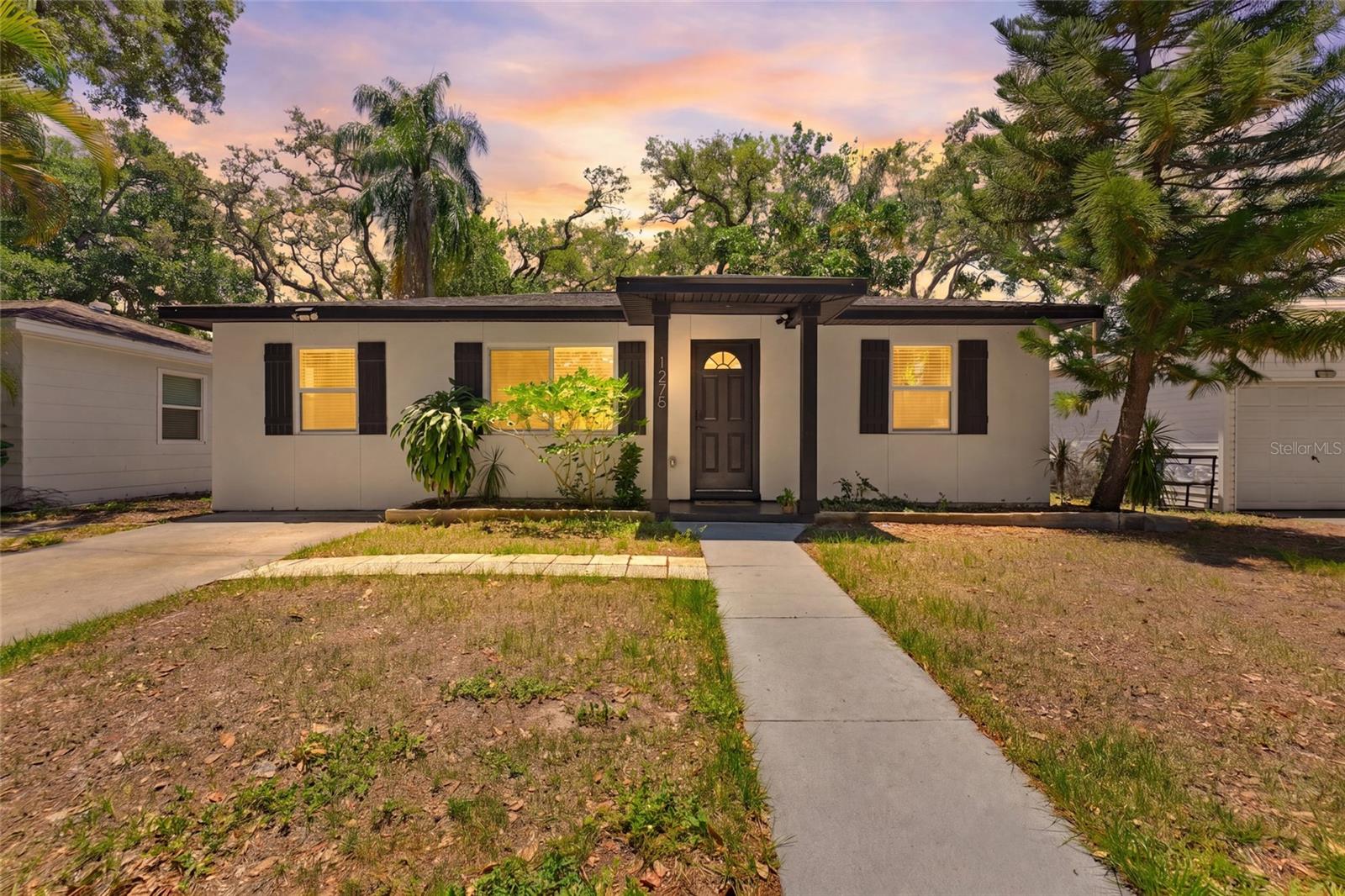 Single Family Residence em CLEARWATER, FL - Daniel Dourado