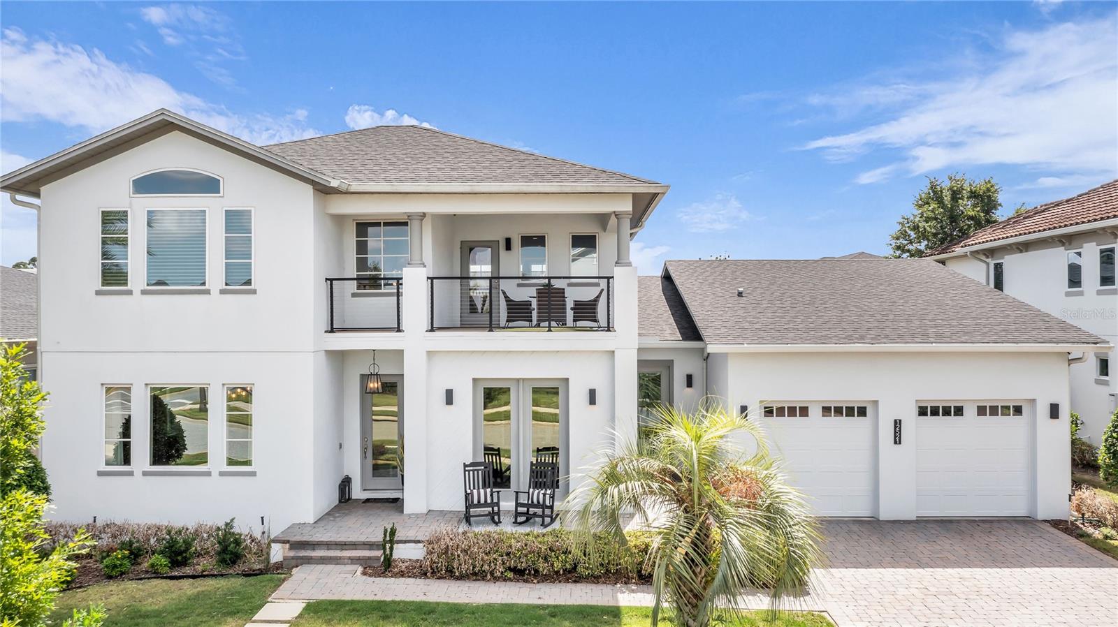 Single Family Residence in ORLANDO, FL - Daniel Dourado