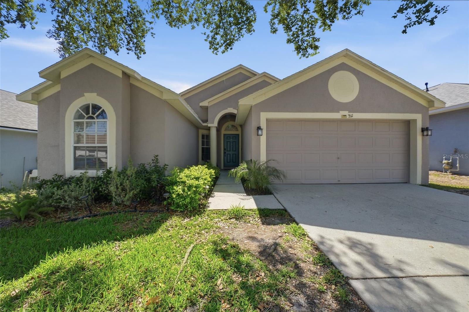 Single Family Residence em BRANDON, FL - Daniel Dourado