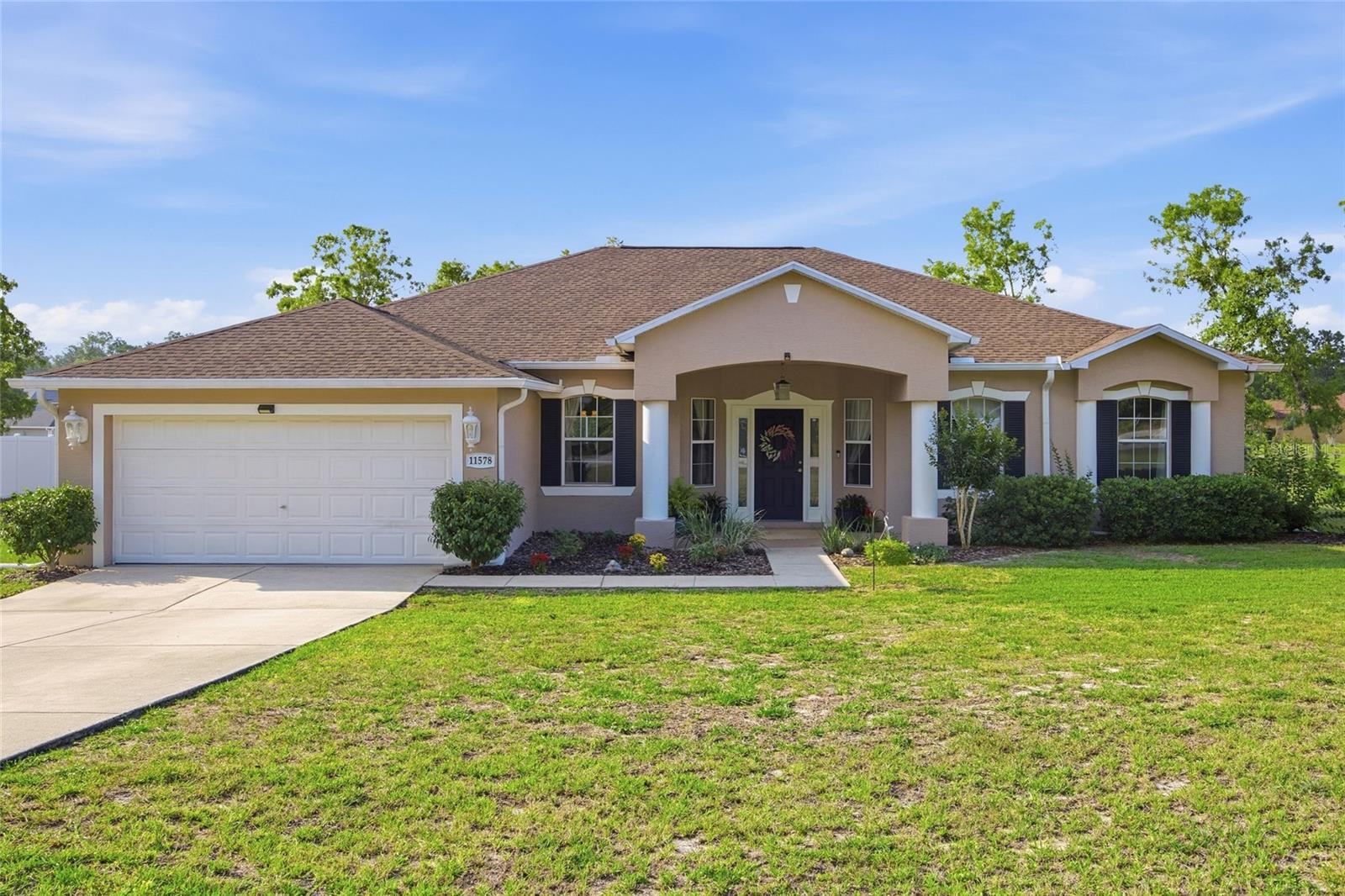 Single Family Residence in OCALA, FL - Daniel Dourado