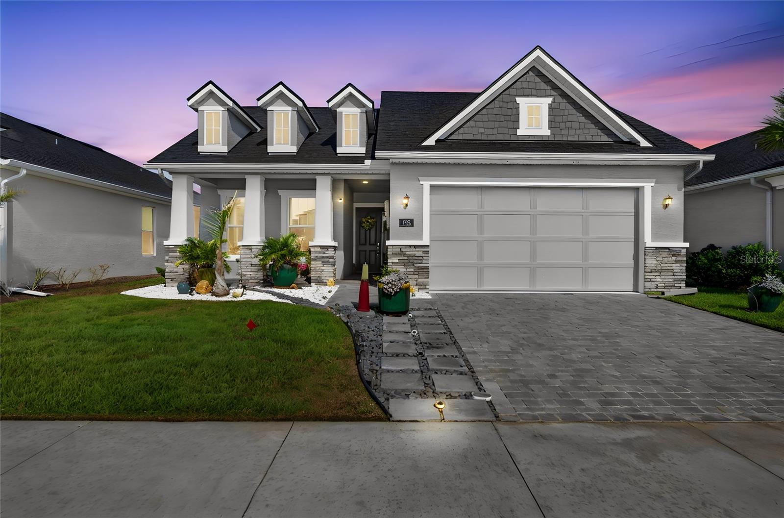 Single Family Residence in DAYTONA BEACH, FL - Daniel Dourado
