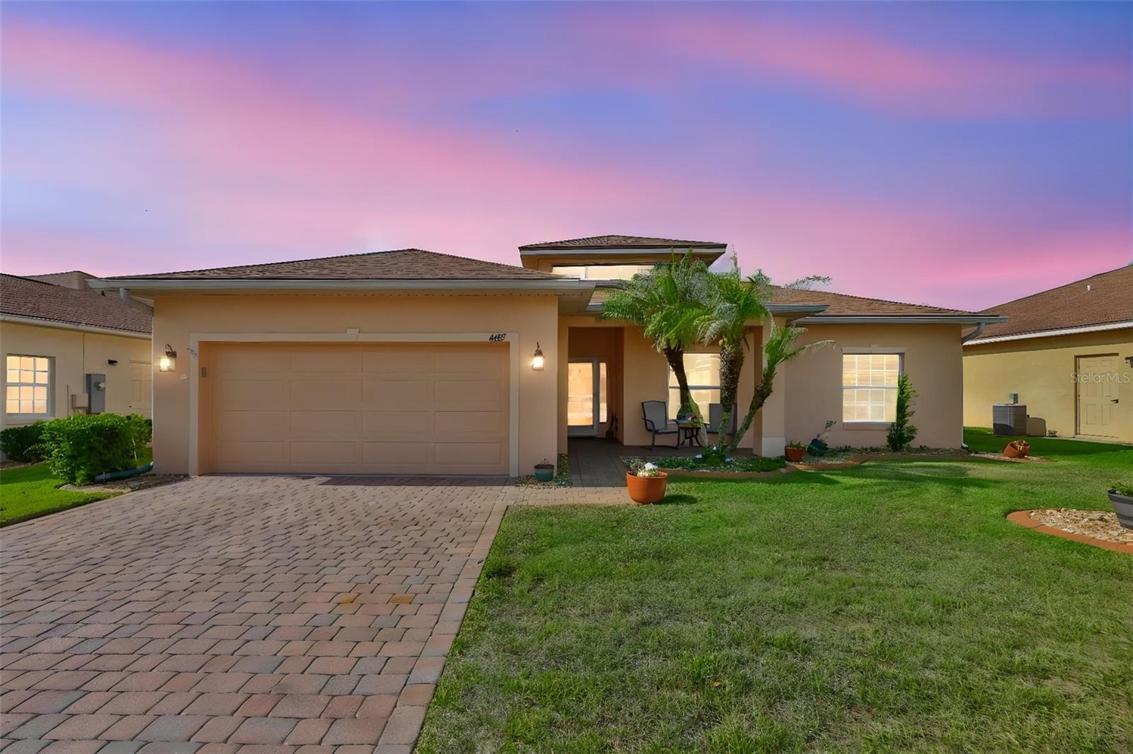 Single Family Residence in LAKE WALES, FL - Daniel Dourado