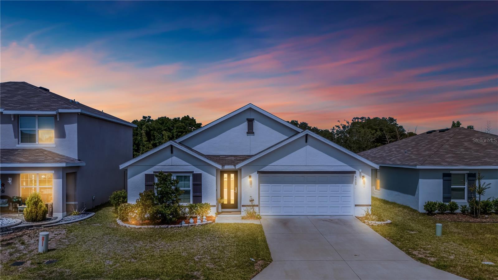 Single Family Residence in WILDWOOD, FL - Daniel Dourado
