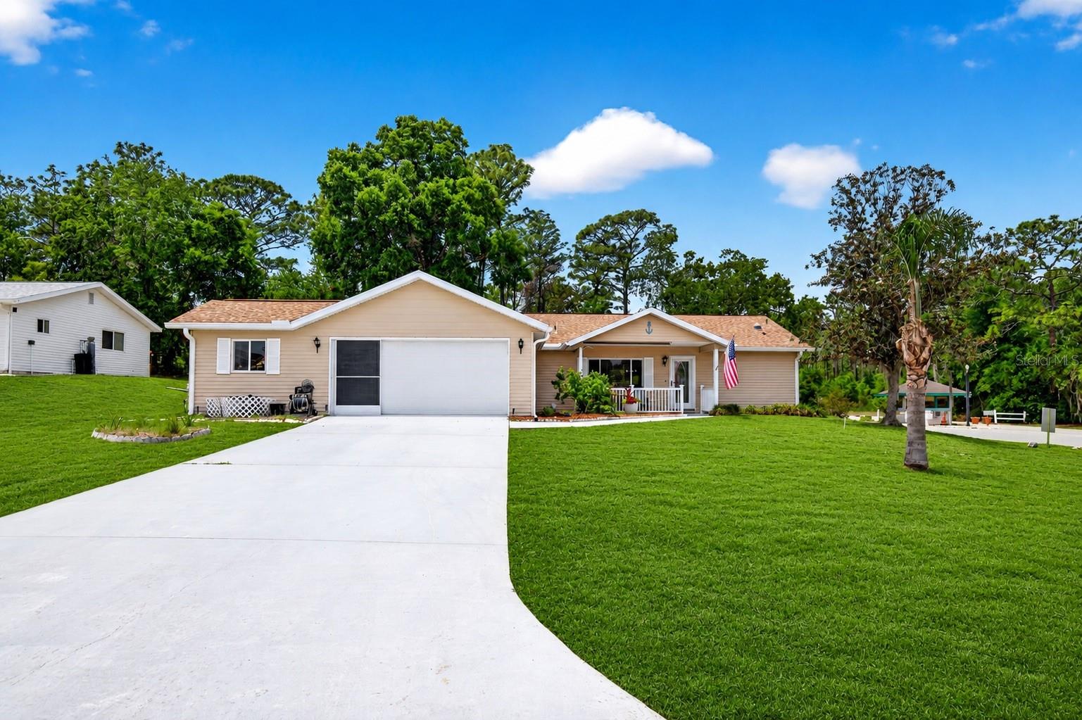 Single Family Residence in OCALA, FL - Daniel Dourado