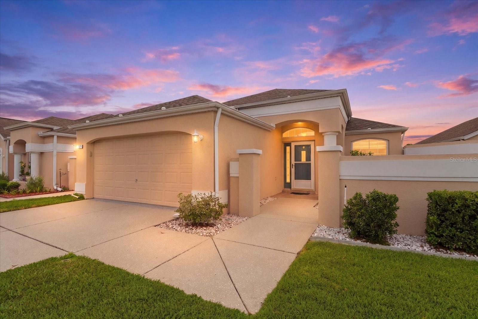 Single Family Residence em SPRING HILL, FL - Daniel Dourado