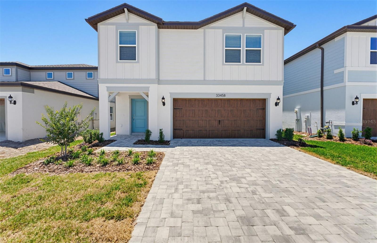 Single Family Residence in WESLEY CHAPEL, FL - Daniel Dourado