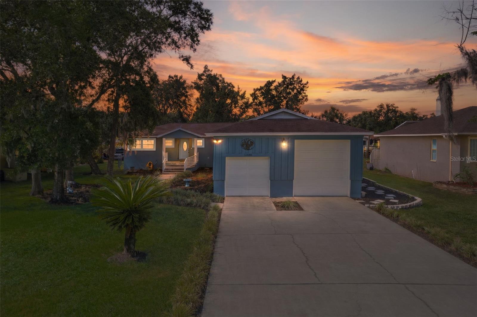 Single Family Residence in HOMOSASSA, FL - Daniel Dourado