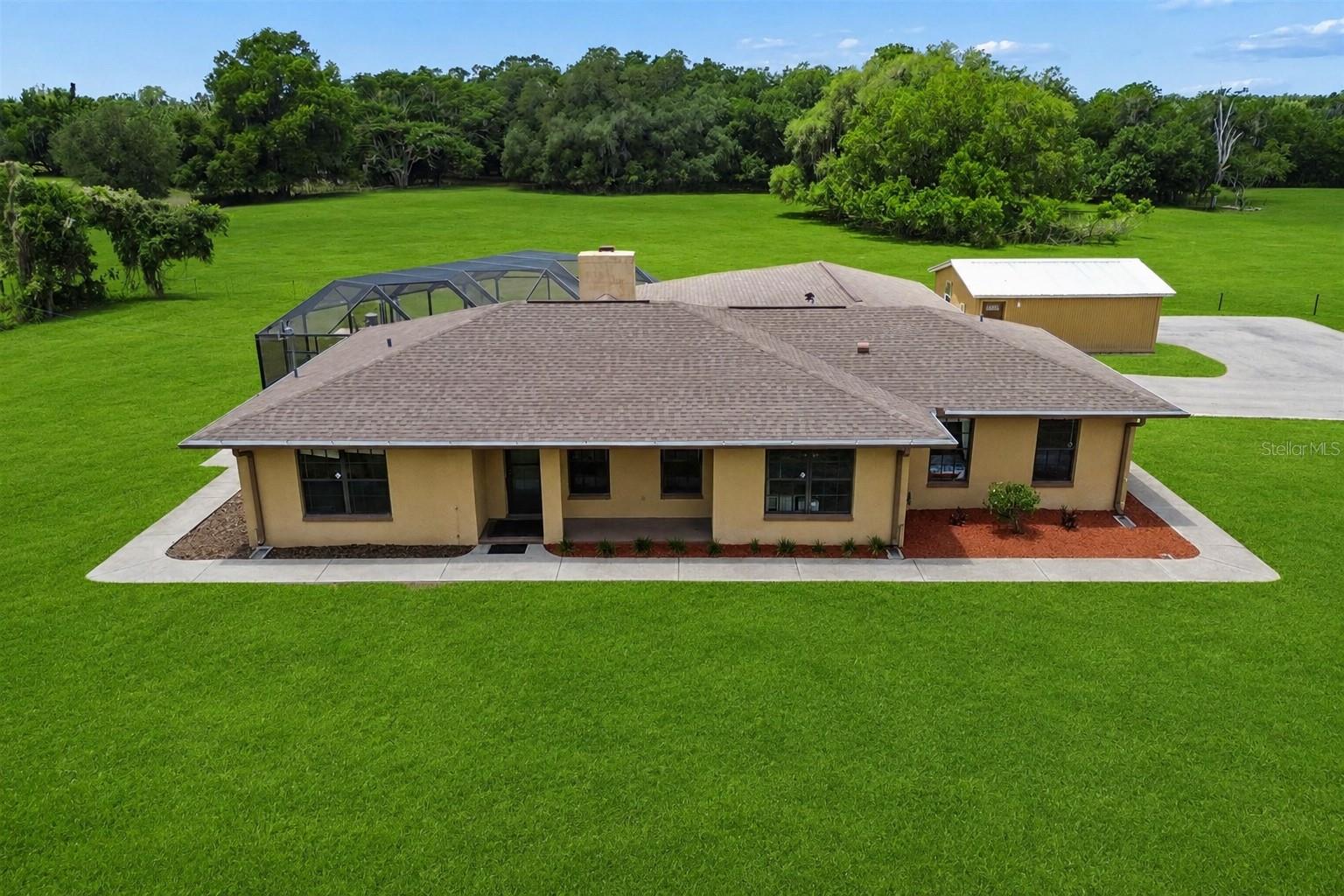 Single Family Residence in PLANT CITY, FL - Daniel Dourado