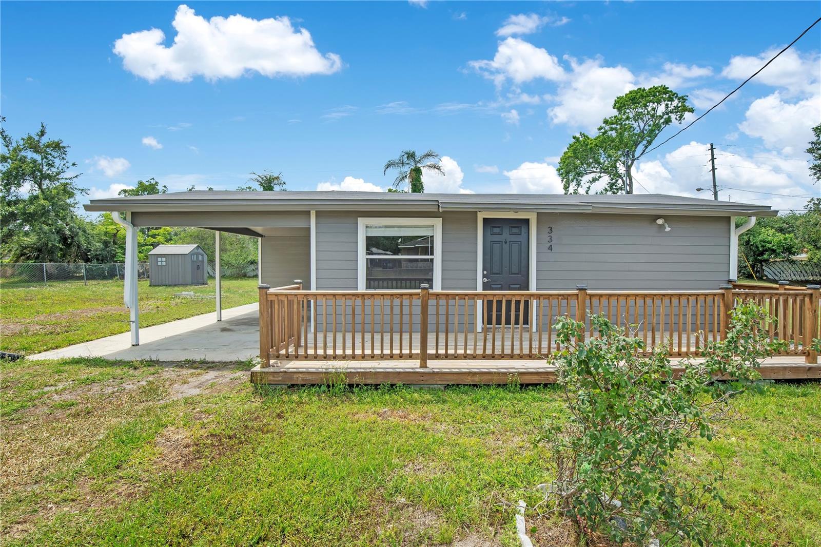 Single Family Residence in ORLANDO, FL - Daniel Dourado