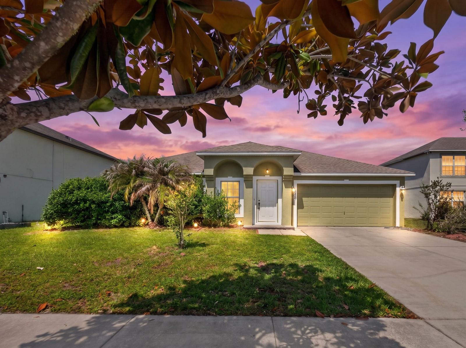 Single Family Residence em KISSIMMEE, FL - Daniel Dourado