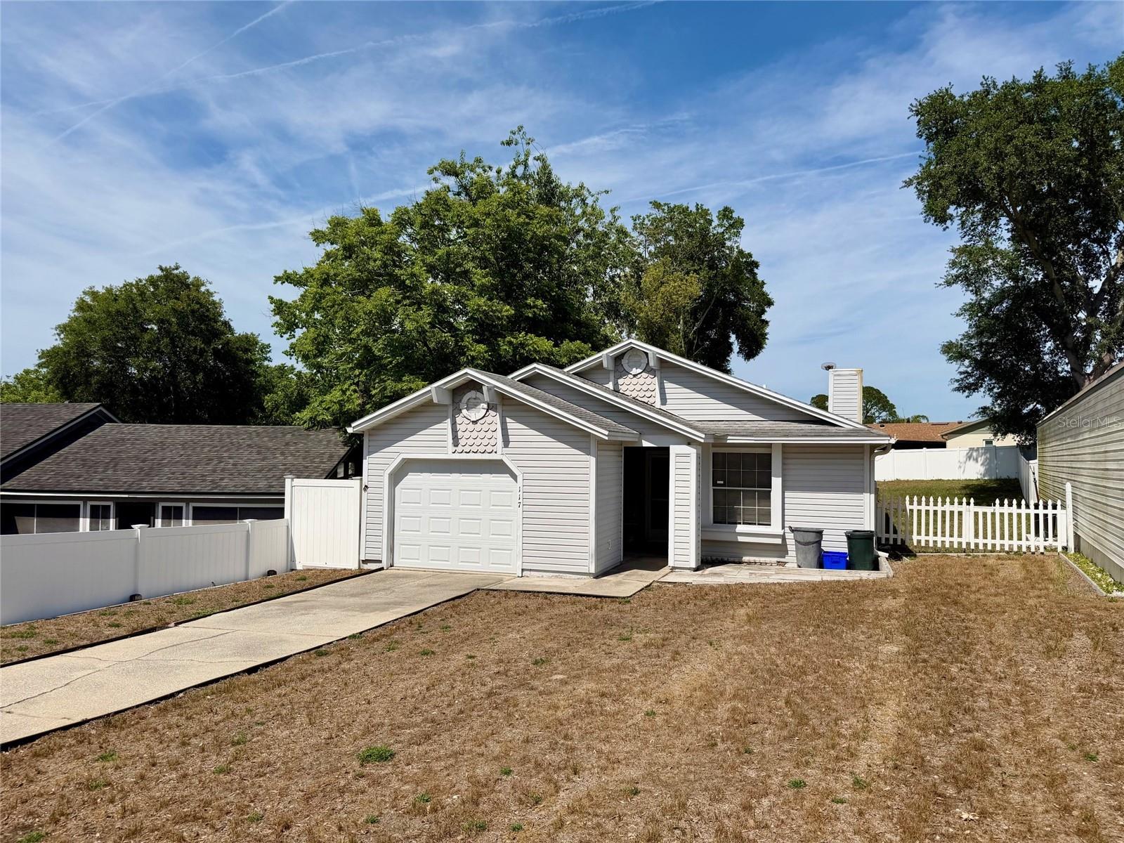 Single Family Residence in SANFORD, FL - Daniel Dourado
