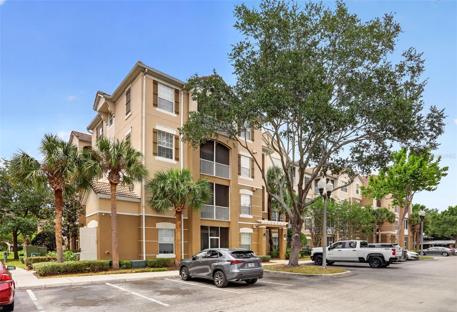 Condominium in ORLANDO, FL - Daniel Dourado