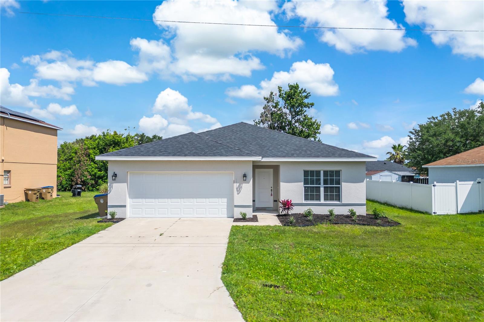 Single Family Residence em KISSIMMEE, FL - Daniel Dourado