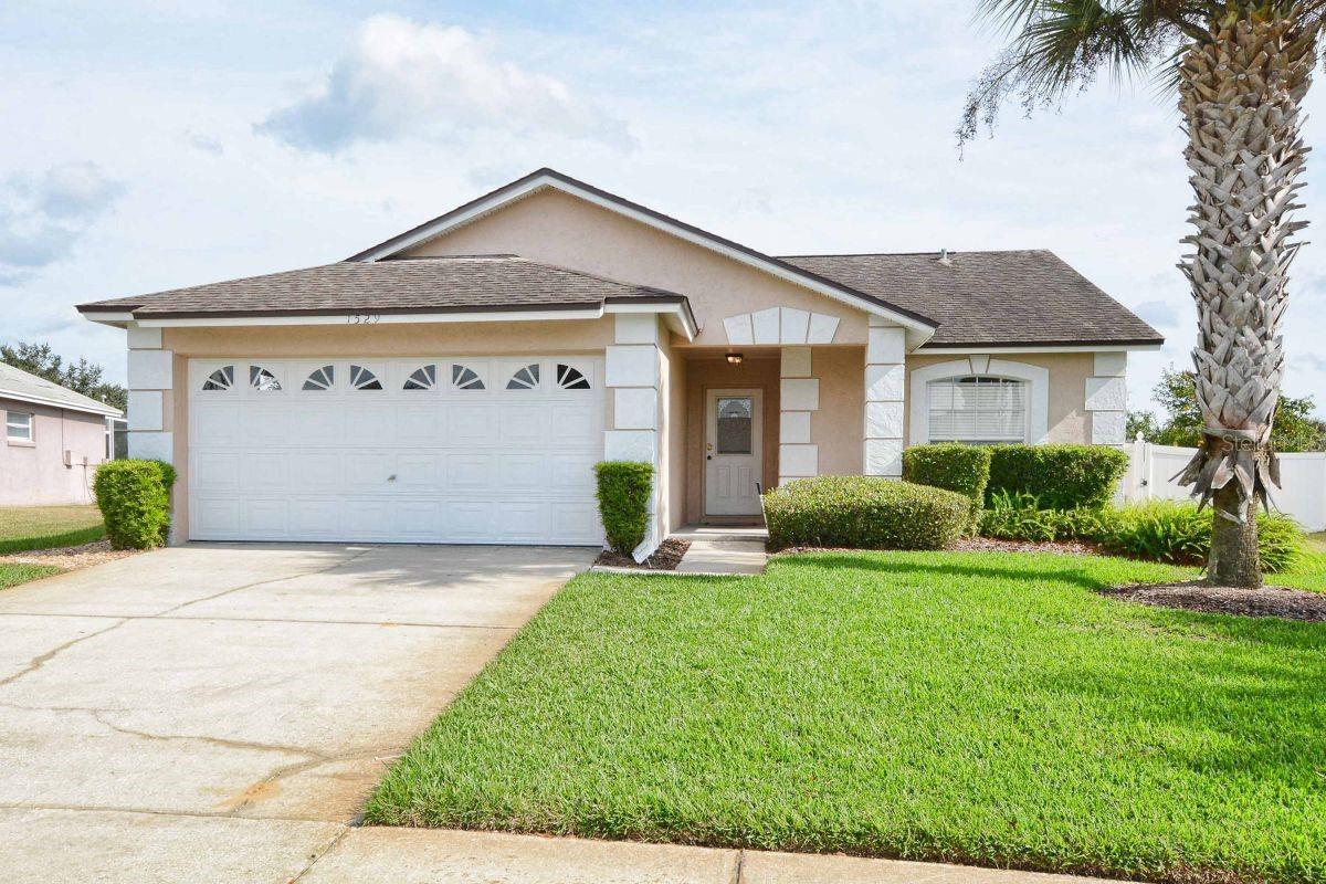 Single Family Residence em KISSIMMEE, FL - Daniel Dourado