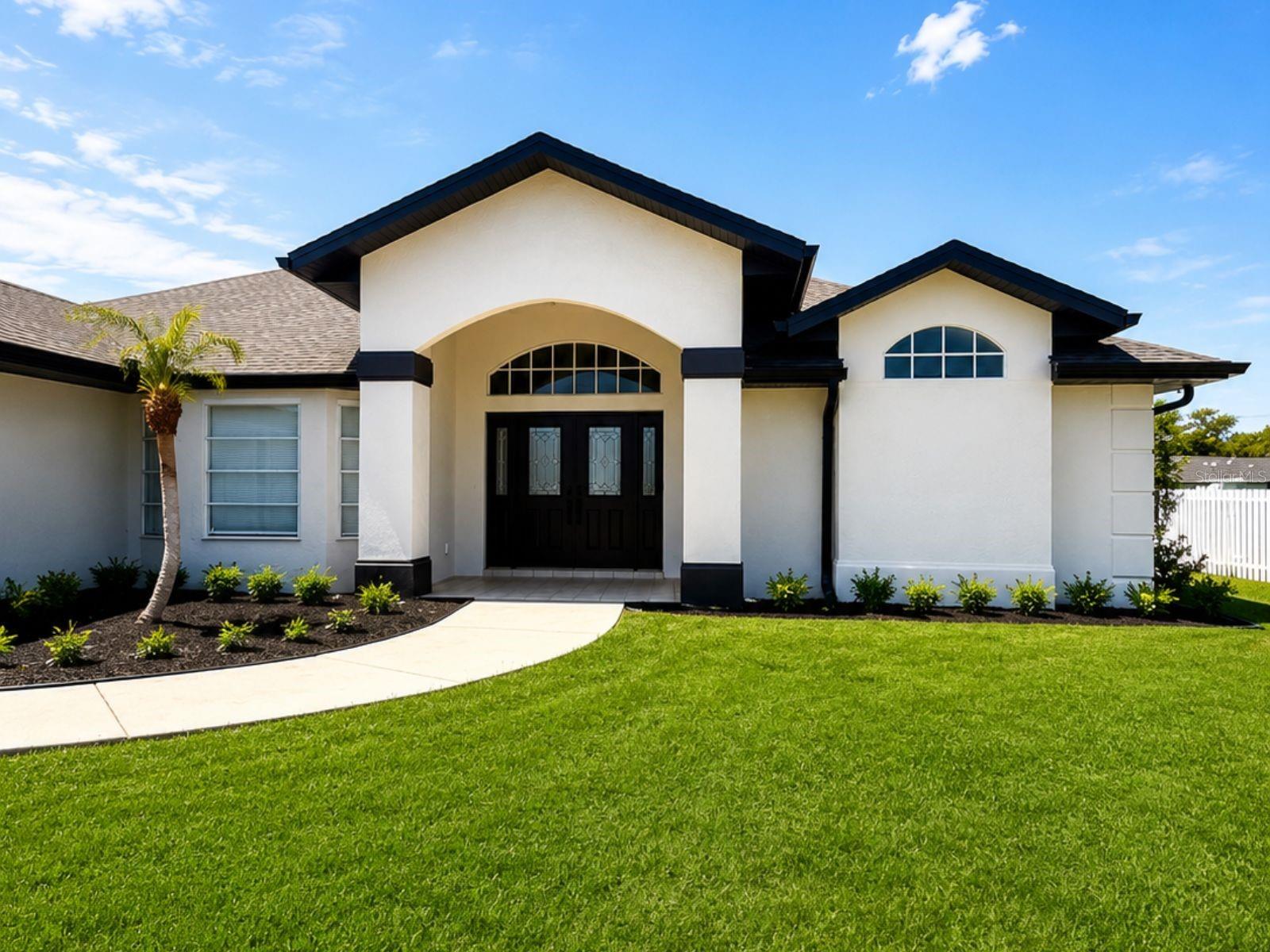 Single Family Residence in ENGLEWOOD, FL - Daniel Dourado
