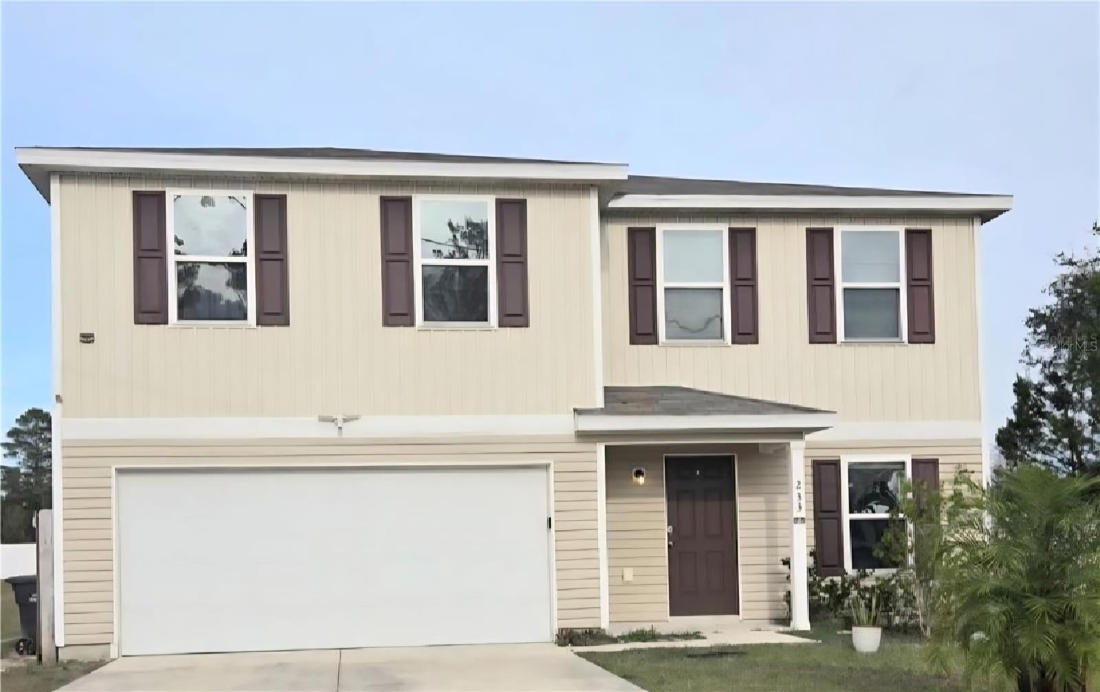 Single Family Residence em KISSIMMEE, FL - Daniel Dourado