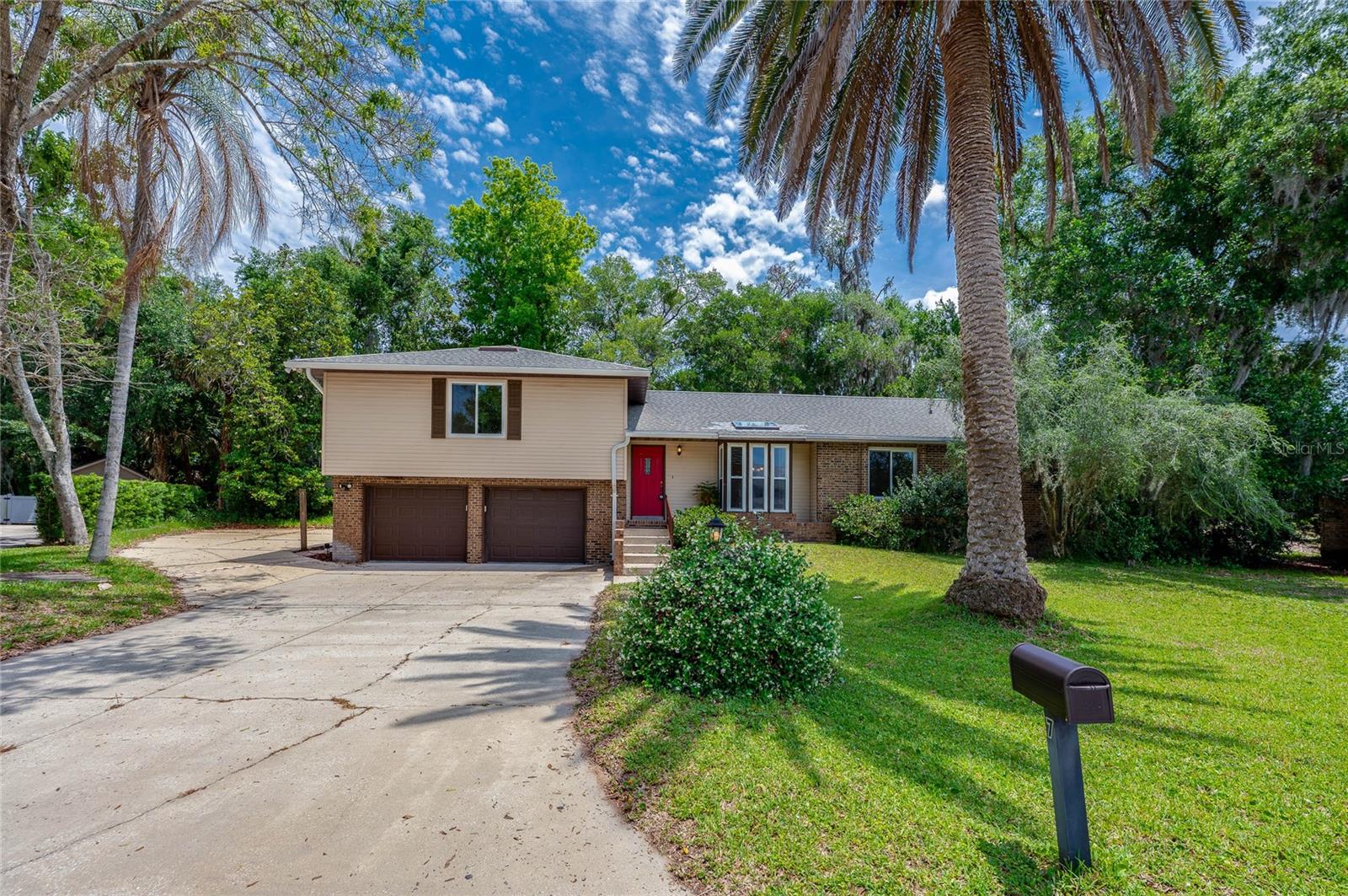 Single Family Residence em ORMOND BEACH, FL - Daniel Dourado