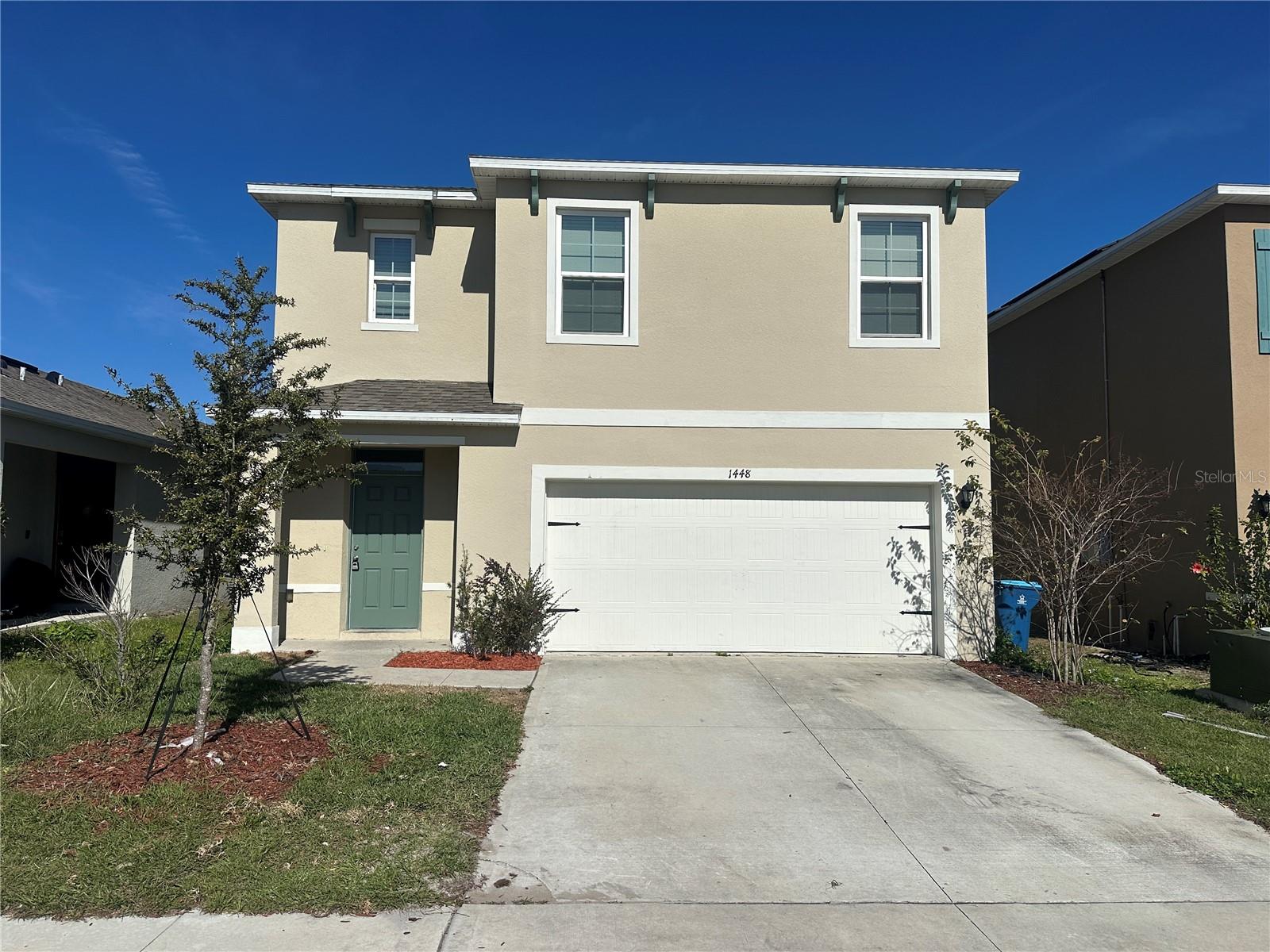 Single Family Residence in DAVENPORT, FL - Daniel Dourado