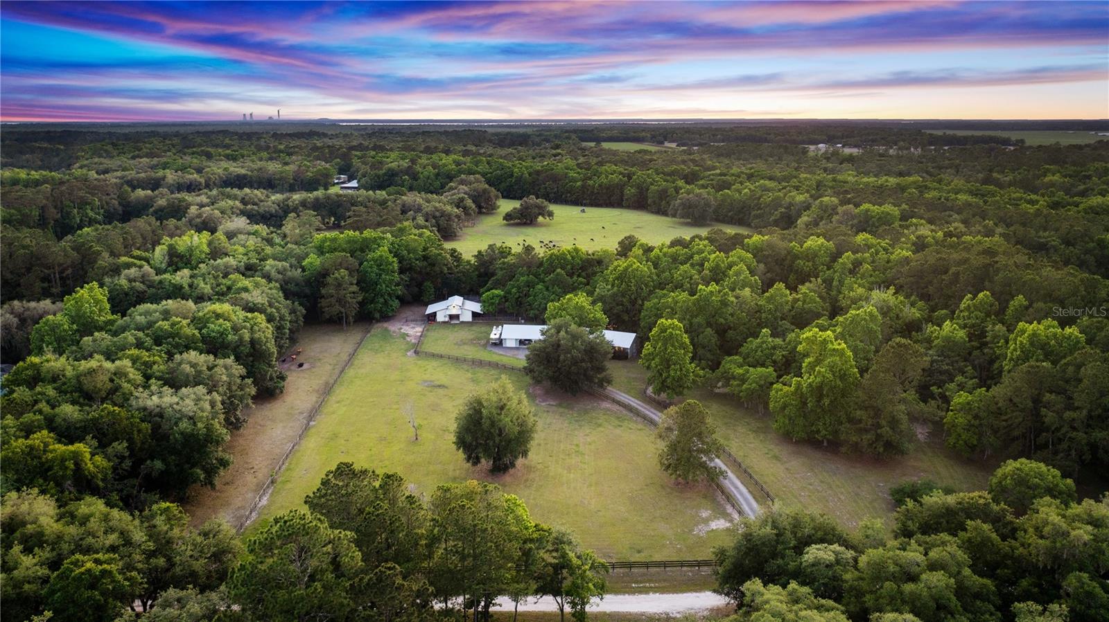 Single Family Residence em ELKTON, FL - Daniel Dourado