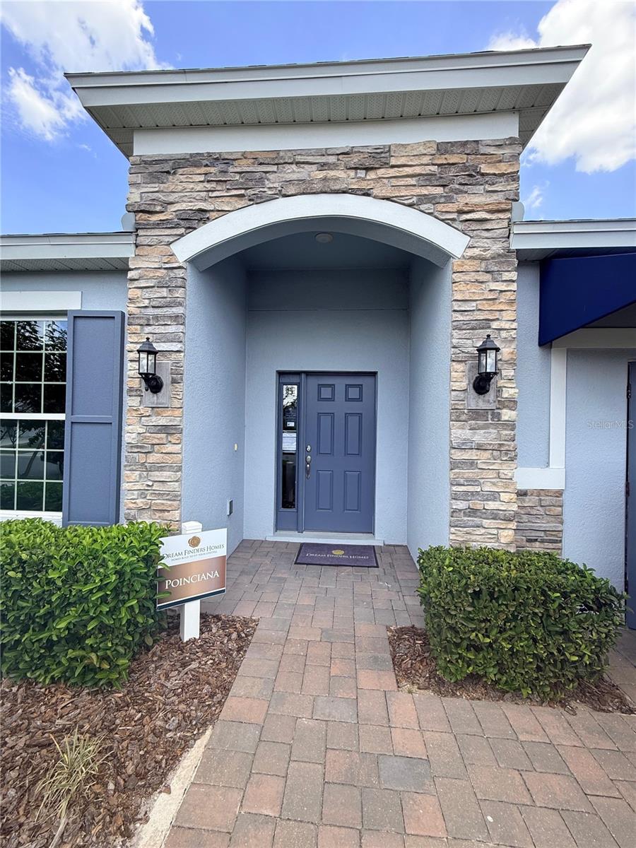 Single Family Residence em HAINES CITY, FL - Daniel Dourado