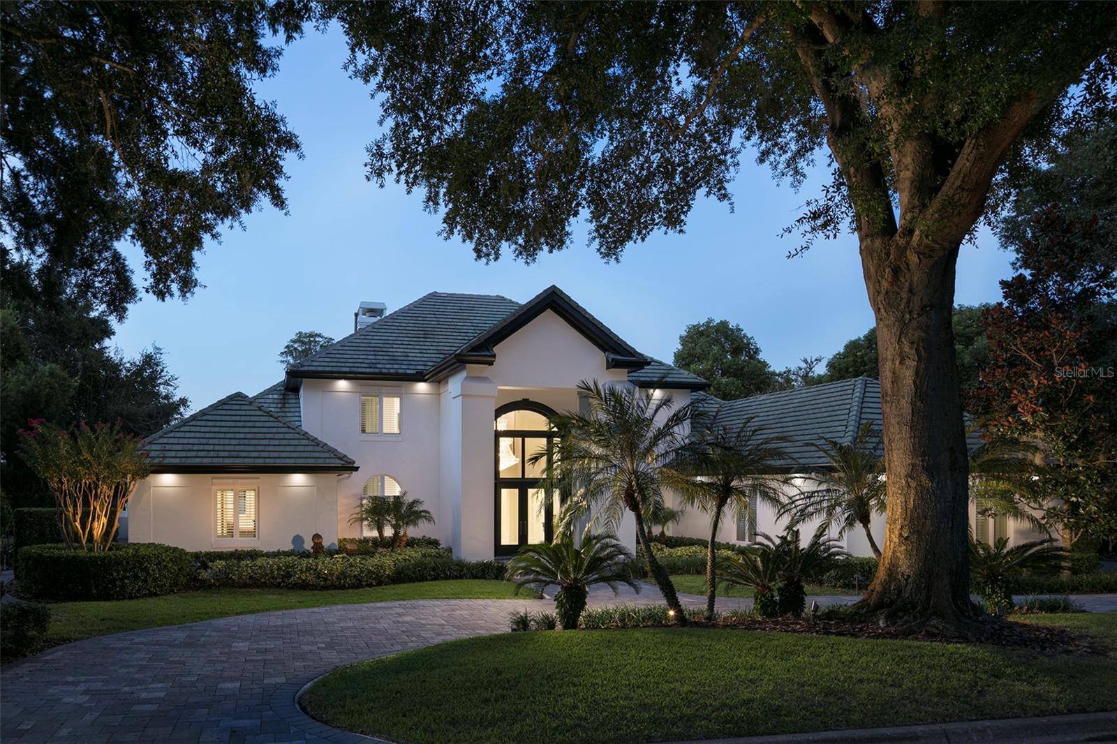 Single Family Residence in WINDERMERE, FL - Daniel Dourado
