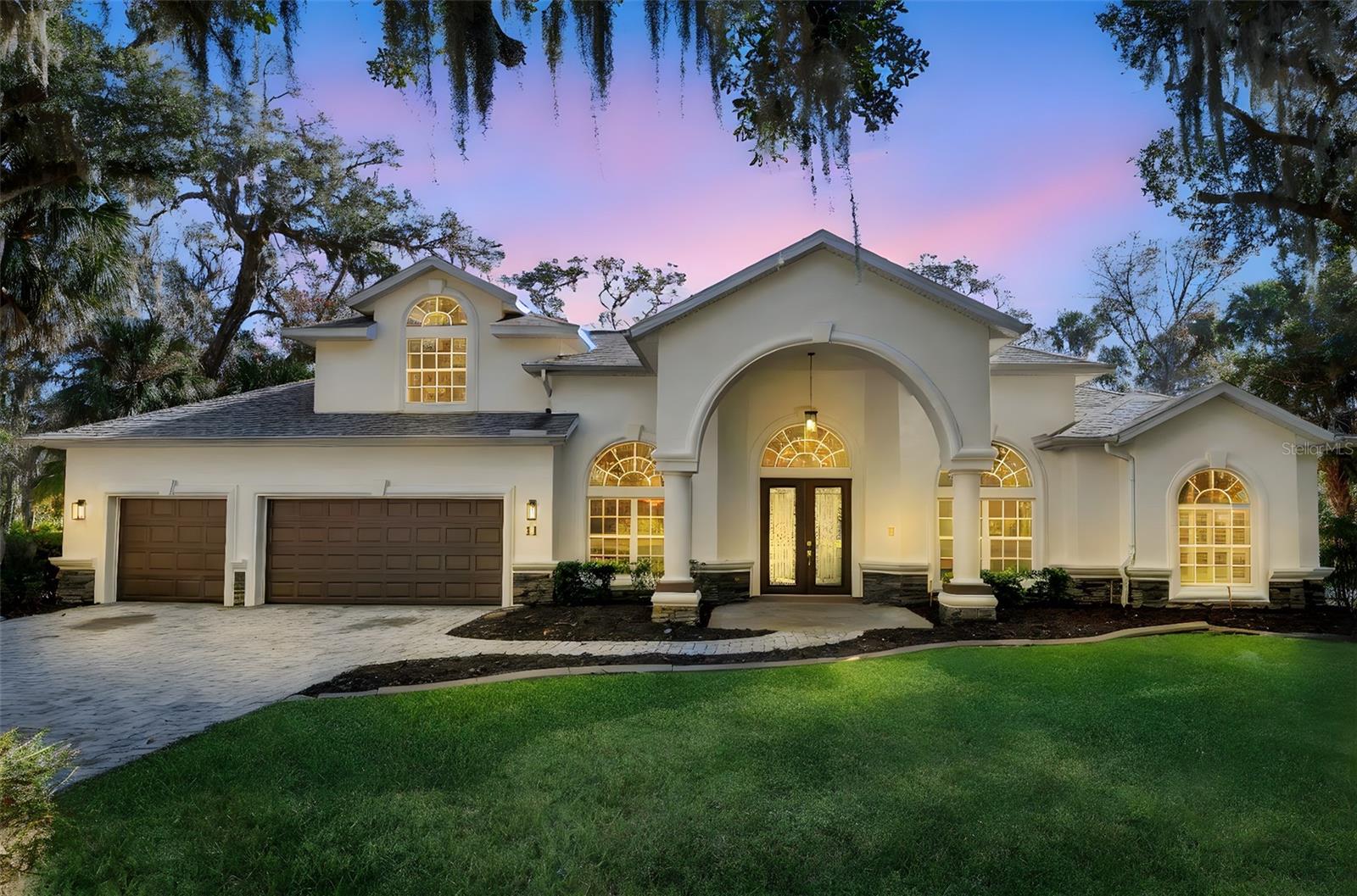 Single Family Residence em ORMOND BEACH, FL - Daniel Dourado