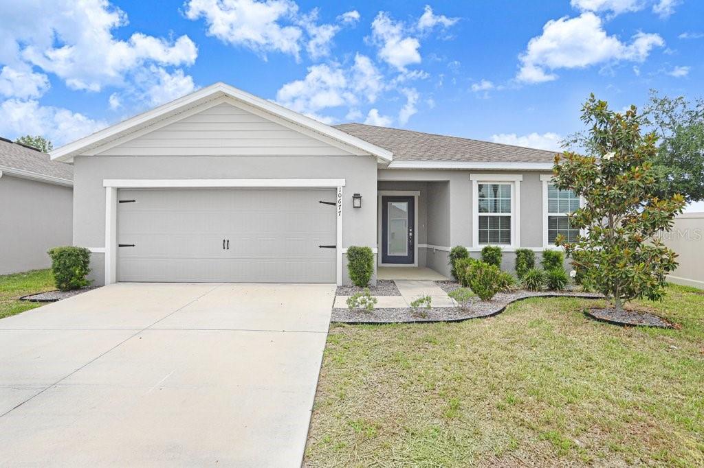 Single Family Residence in LAND O LAKES, FL - Daniel Dourado